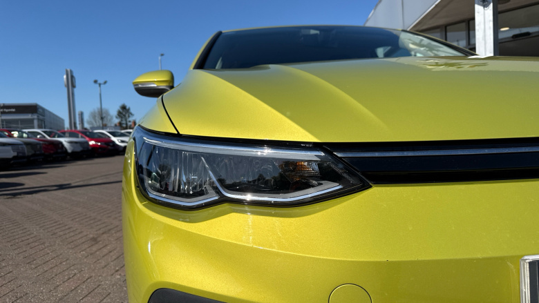 Volkswagen Golf 1.5 eTSI 150 Life 5dr DSG Petrol Hatchback